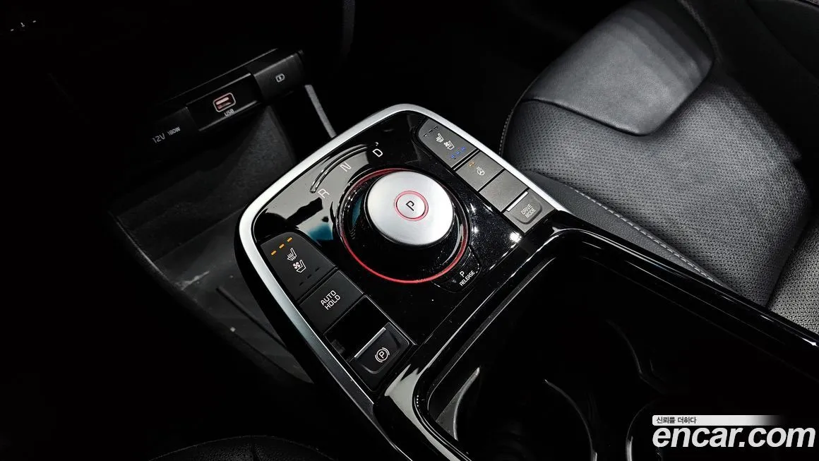 Kia Niro — фото 9