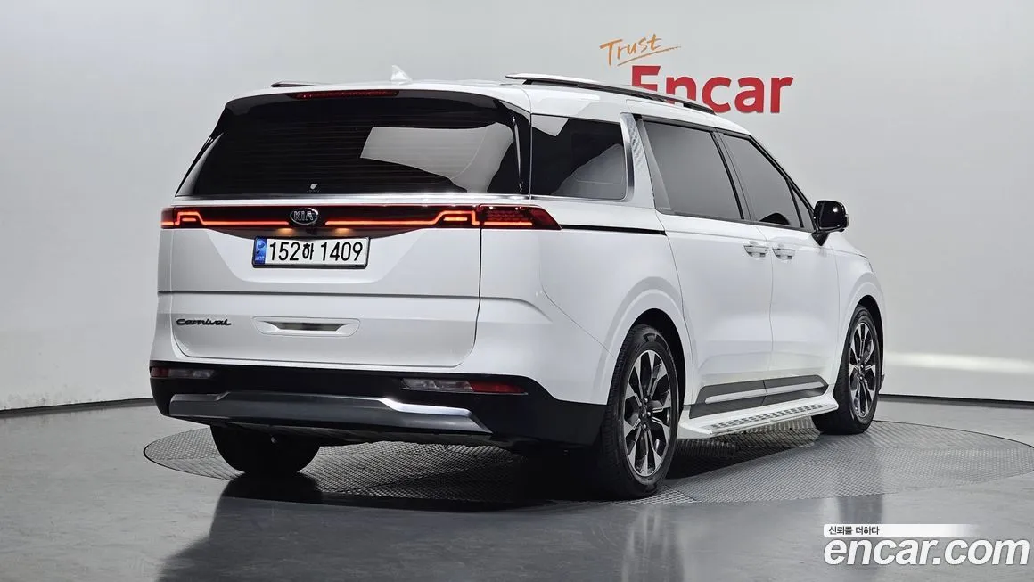 Kia Carnival — фото 2