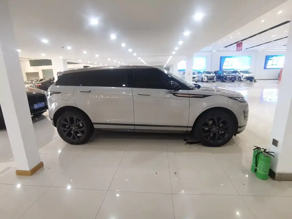 Land Rover Evoque — фото 7