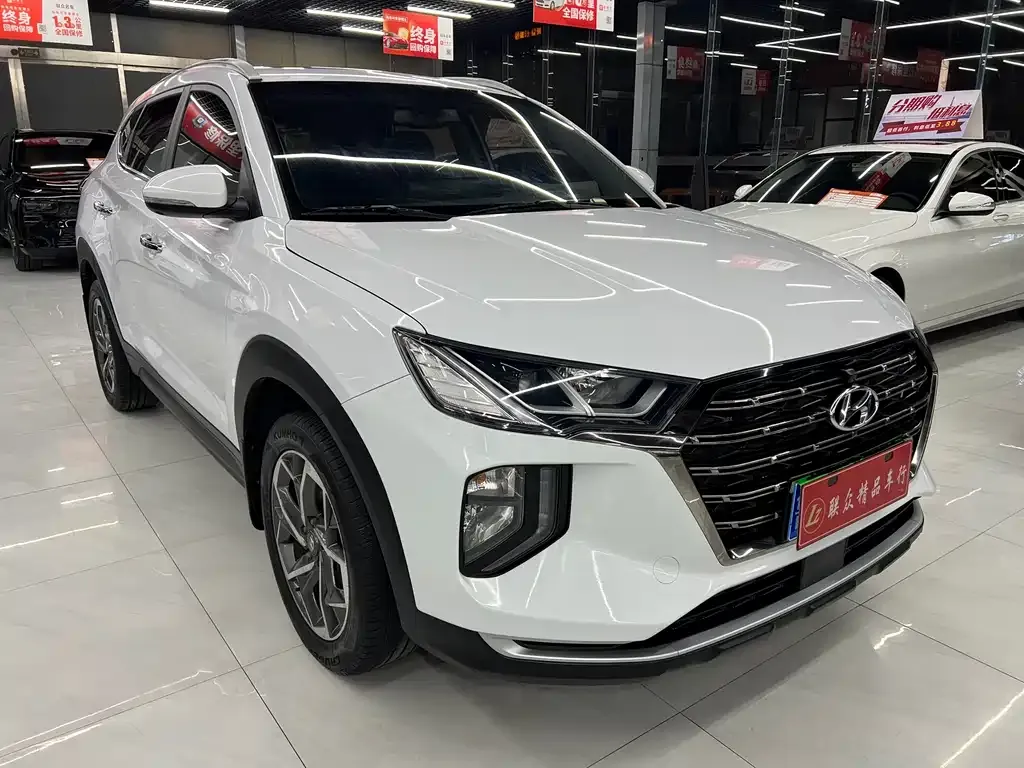 Hyundai Tucson — фото 8