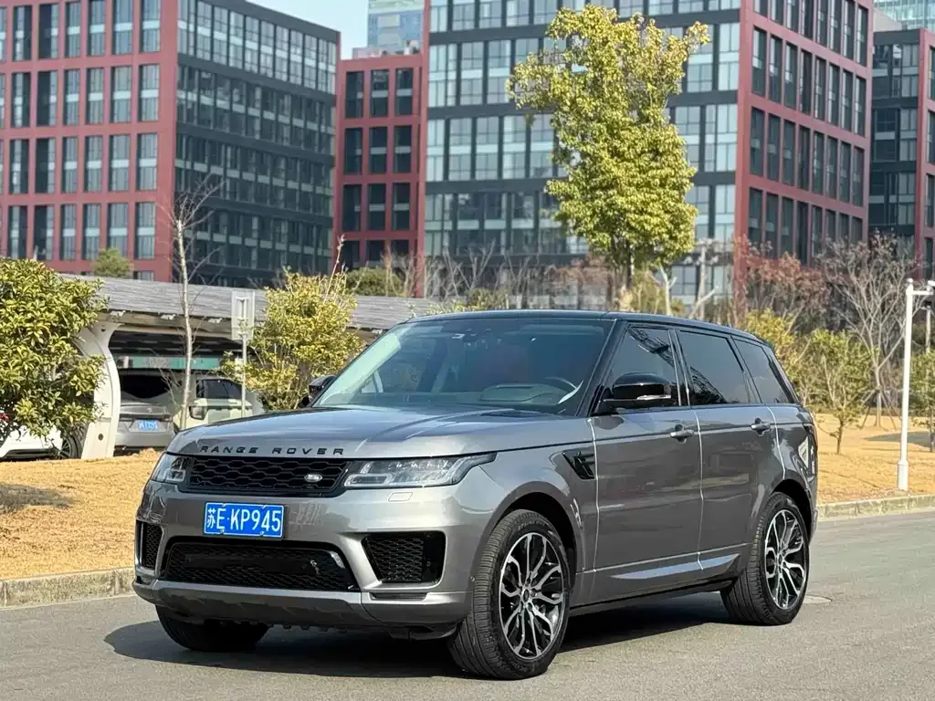 Land Rover Sport — фото 1