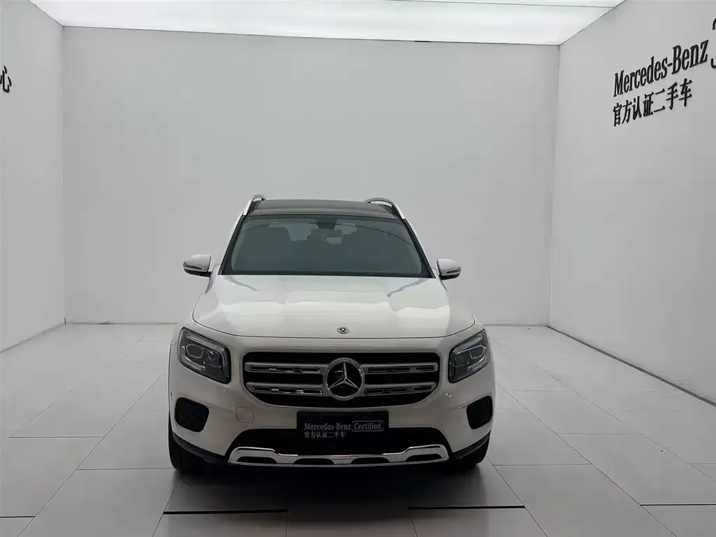 Mercedes-Benz GLB — фото 4