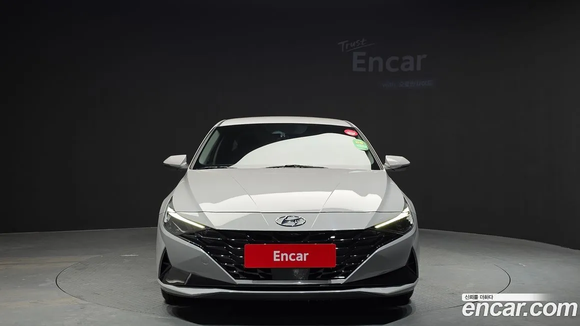 Hyundai AVANTE — фото 2