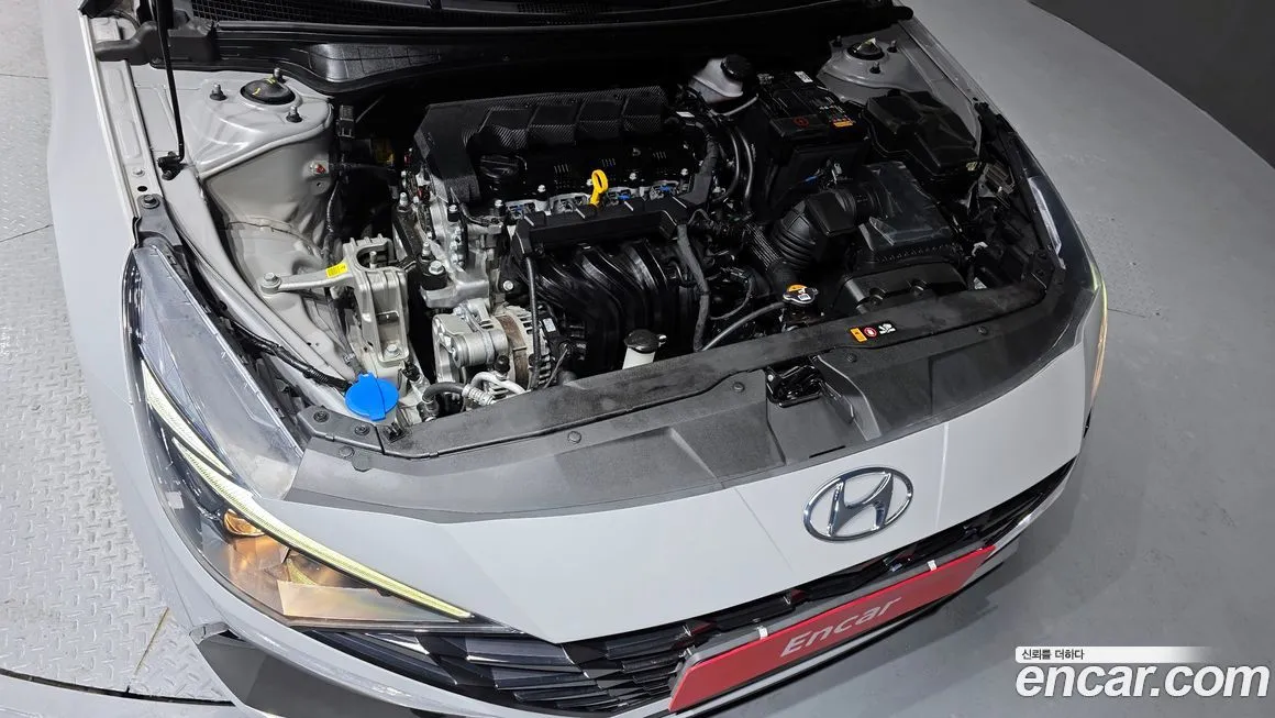 Hyundai AVANTE — фото 5