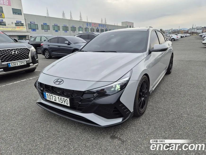Hyundai AVANTE — фото 1