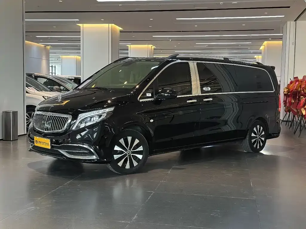 Mercedes-Benz Vito — фото 1