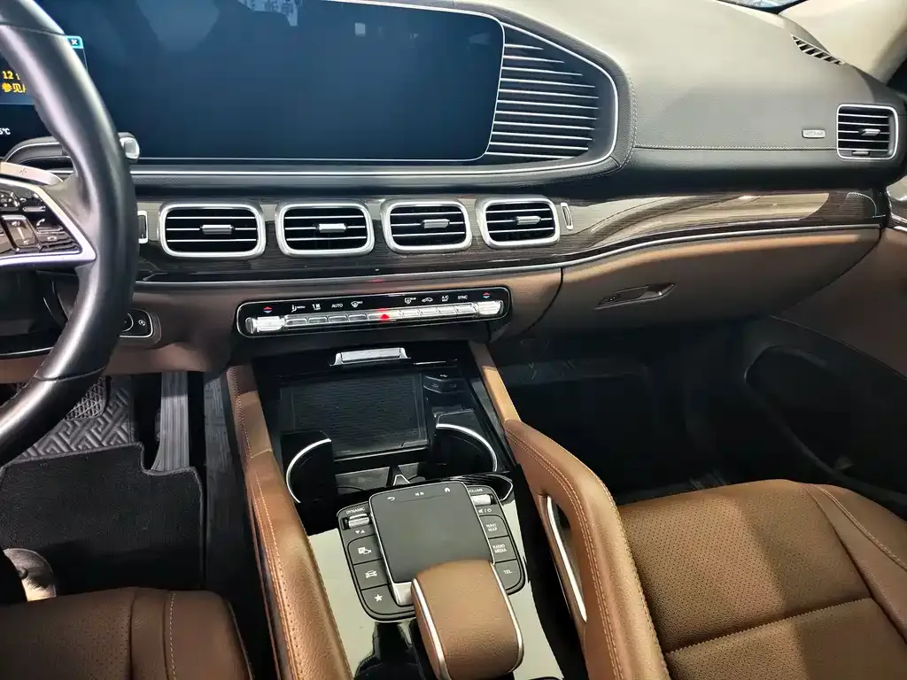 Mercedes-Benz GLE — фото 9