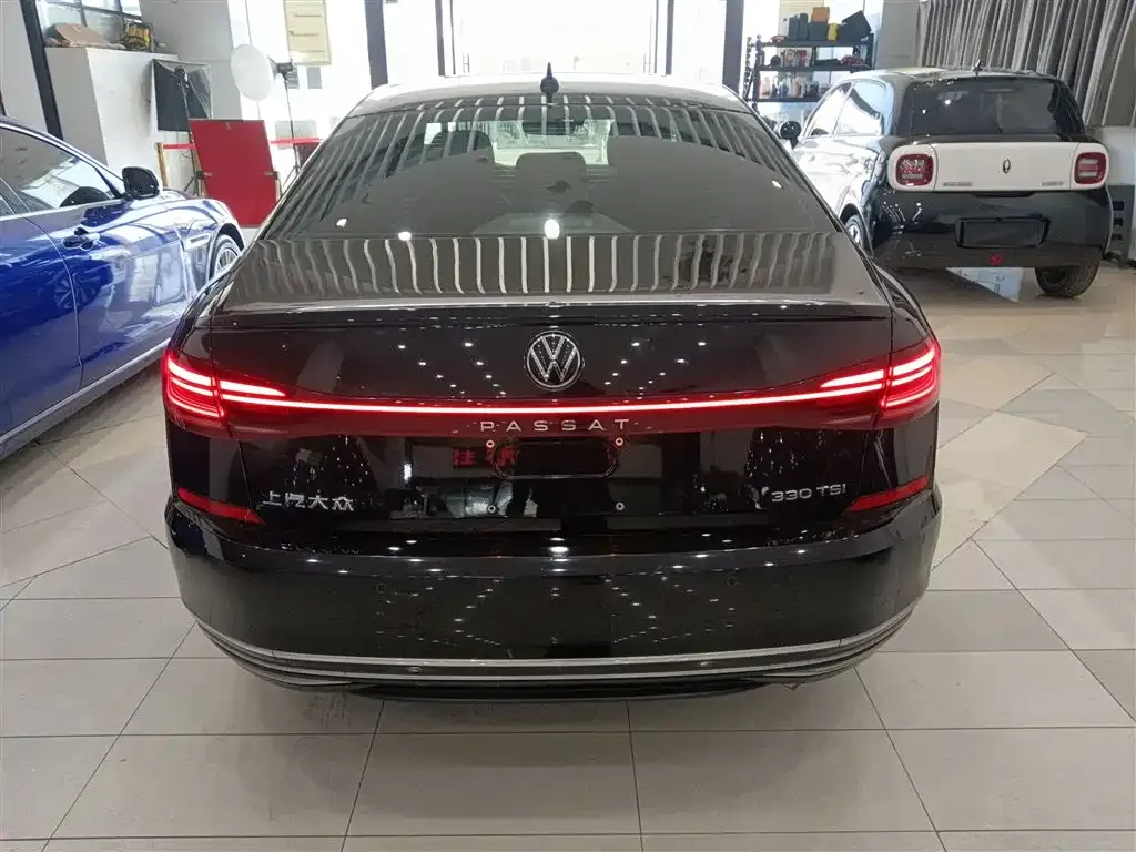 Volkswagen Passat — фото 3