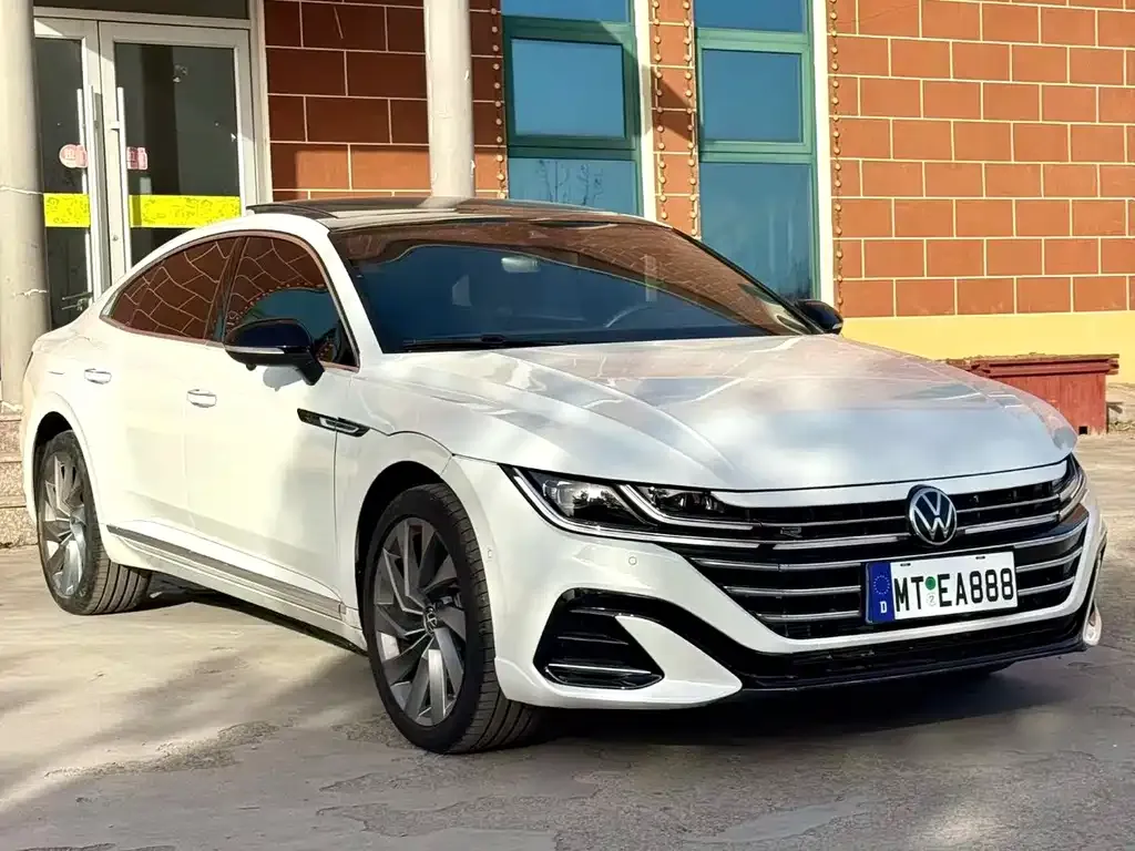 Volkswagen CC — фото 1