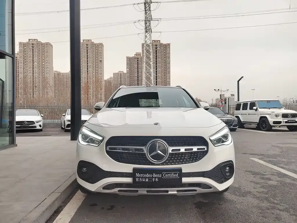 Mercedes-Benz GLA — фото 10