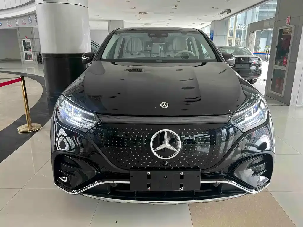 Mercedes-Benz EQE SUV — фото 2