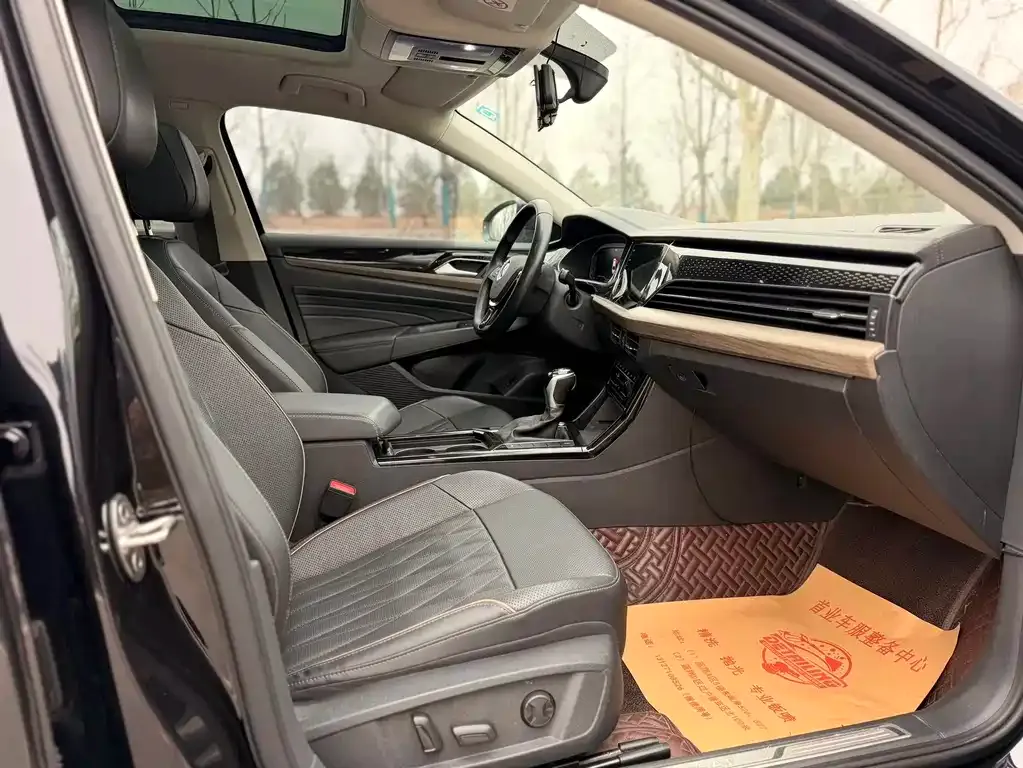 Volkswagen Passat — фото 3