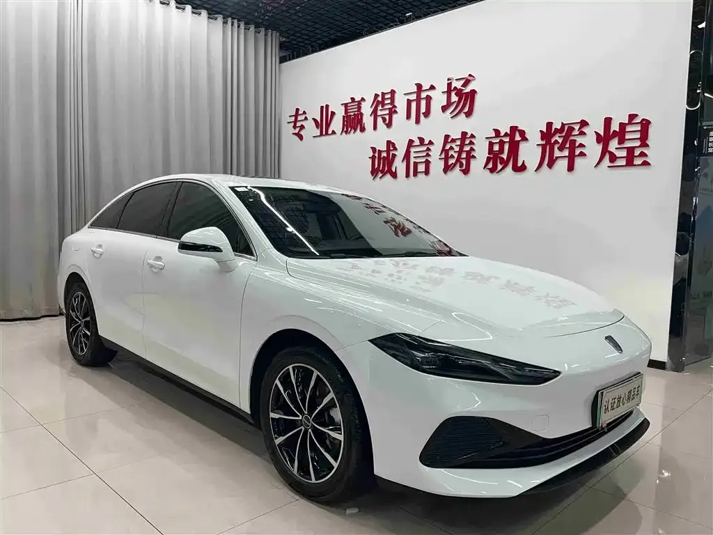 Roewe D7 — фото 6