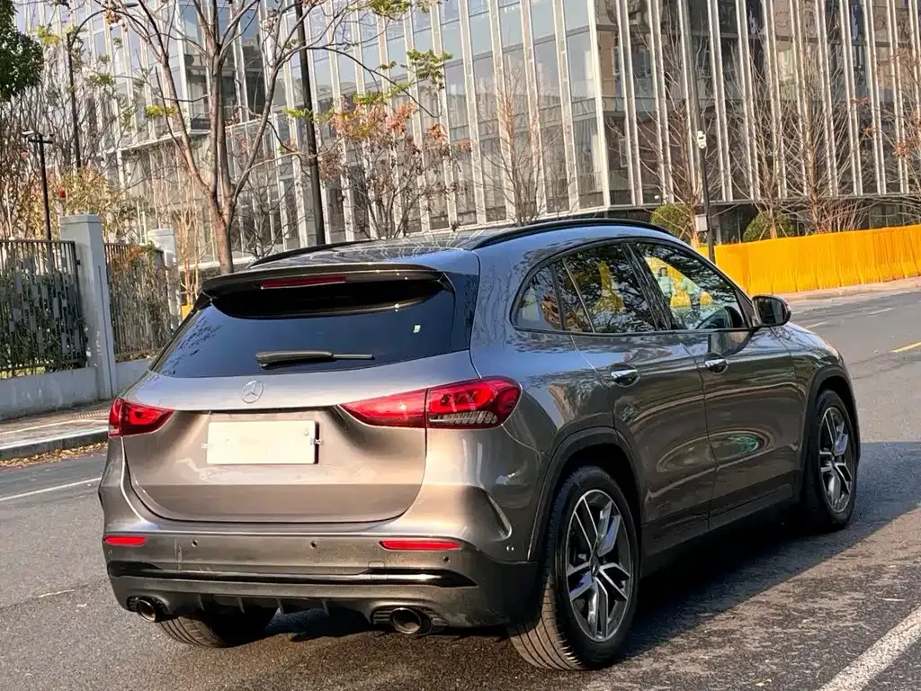 Mercedes-Benz GLA AMG — фото 6