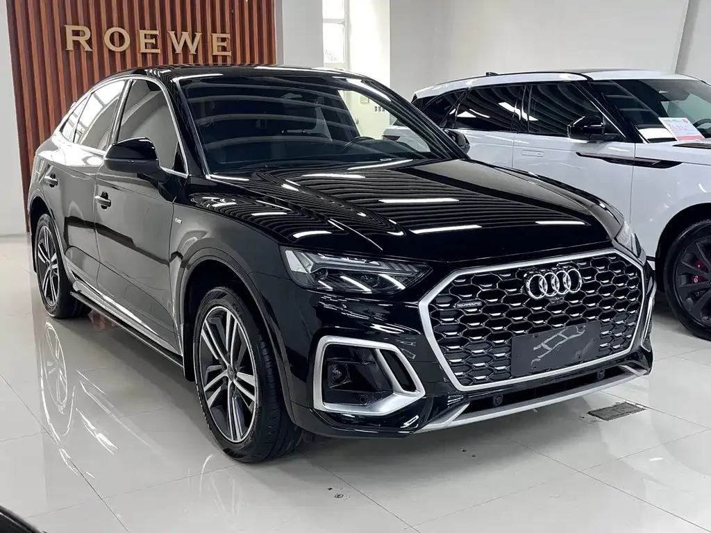 Audi Q5L Sportback — фото 4