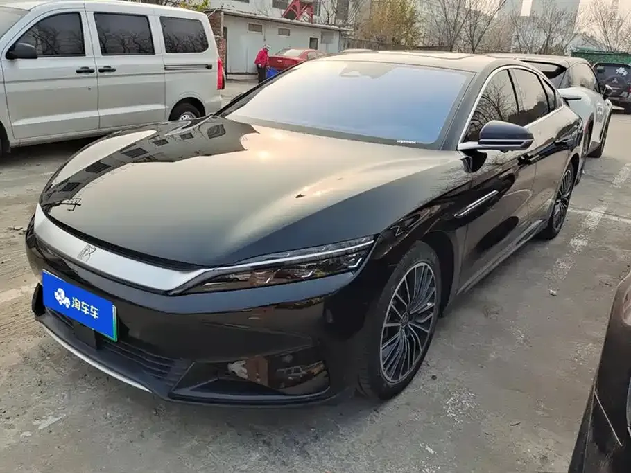 BYD Han — фото 1