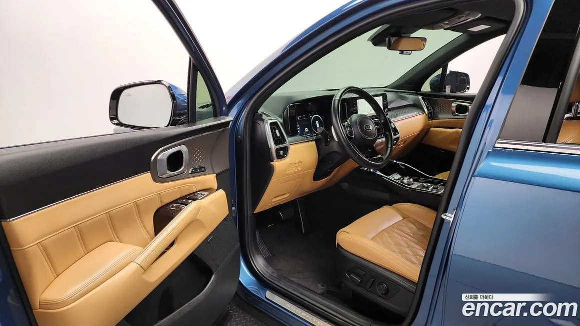 Kia Sorento — фото 10