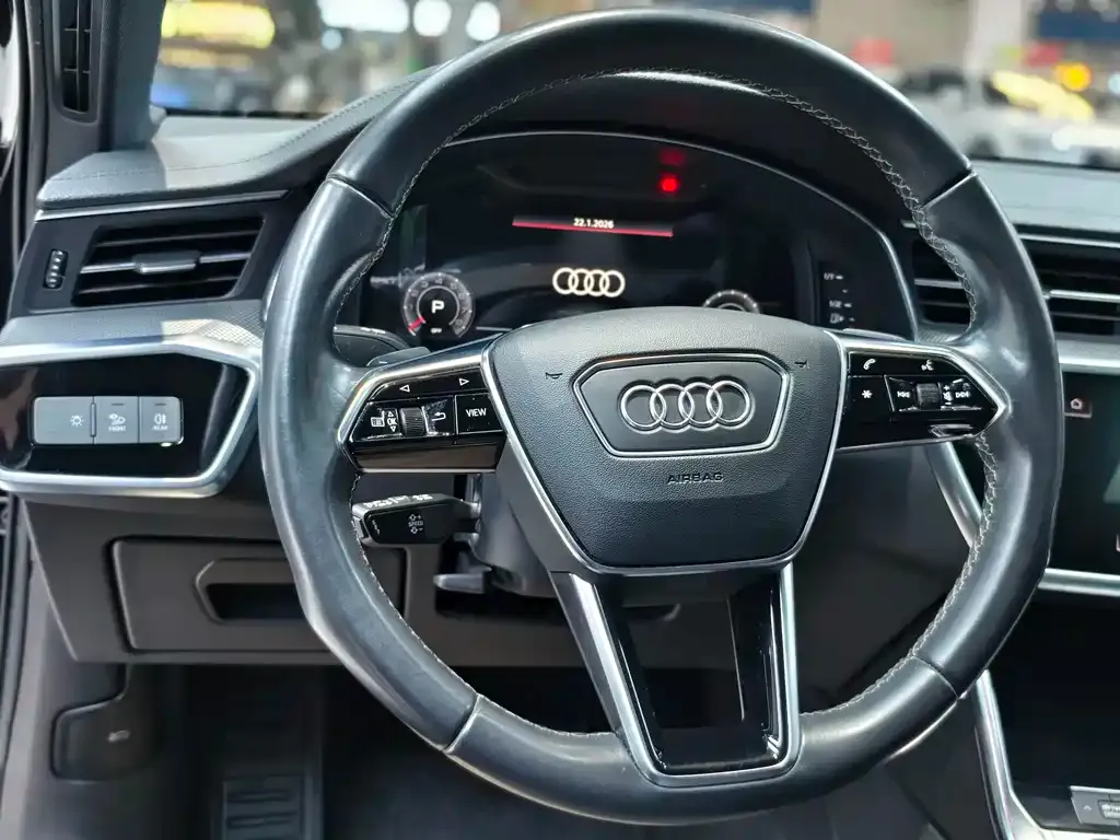 Audi A6L — фото 6