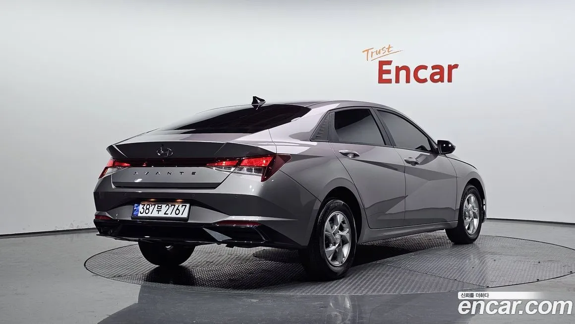 Hyundai AVANTE — фото 2