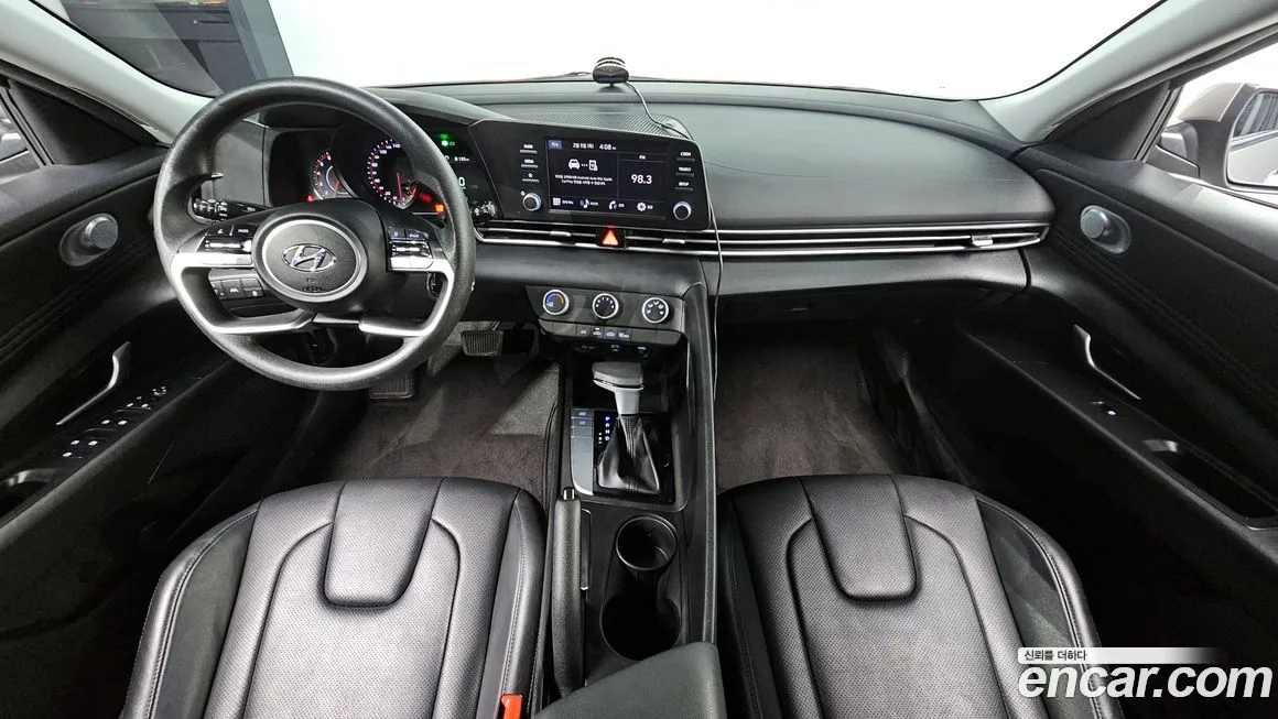Hyundai AVANTE — фото 4