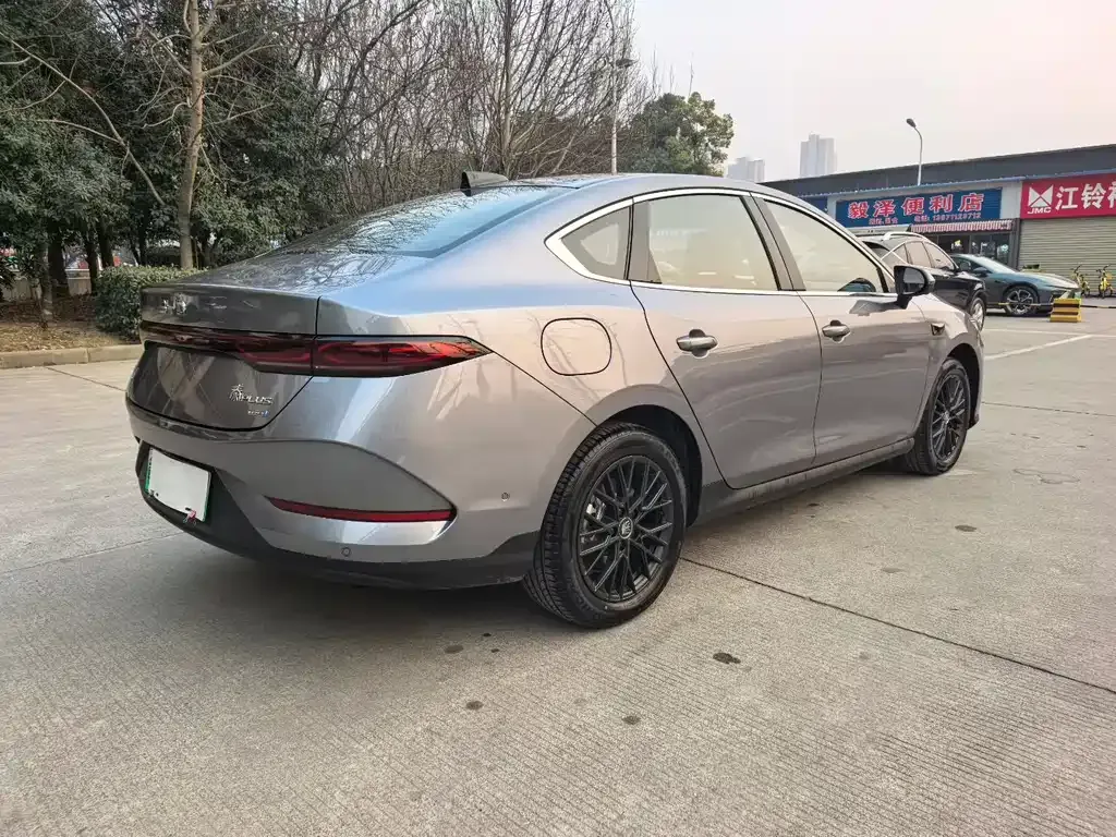 BYD Qin PLUS — фото 8