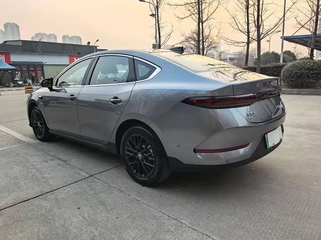 BYD Qin PLUS — фото 9