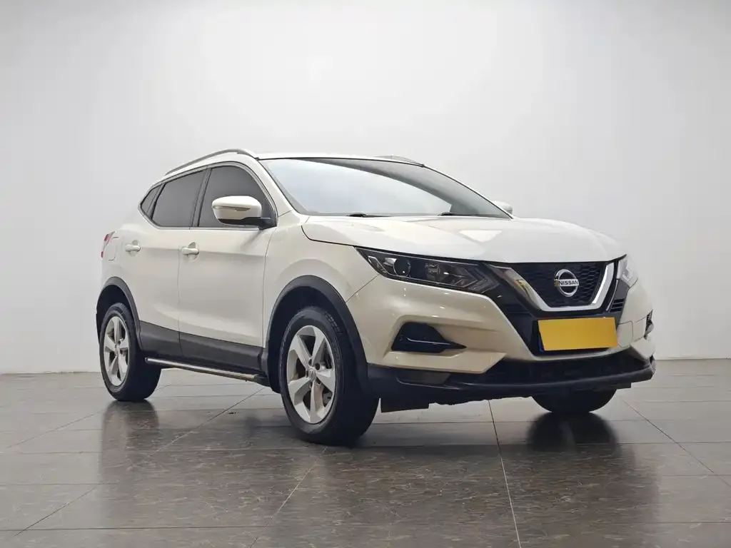 Nissan Qashqai — фото 2