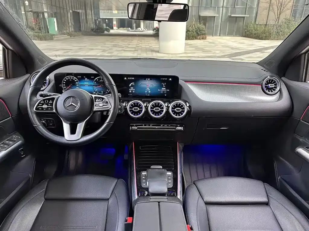 Mercedes-Benz GLA — фото 9