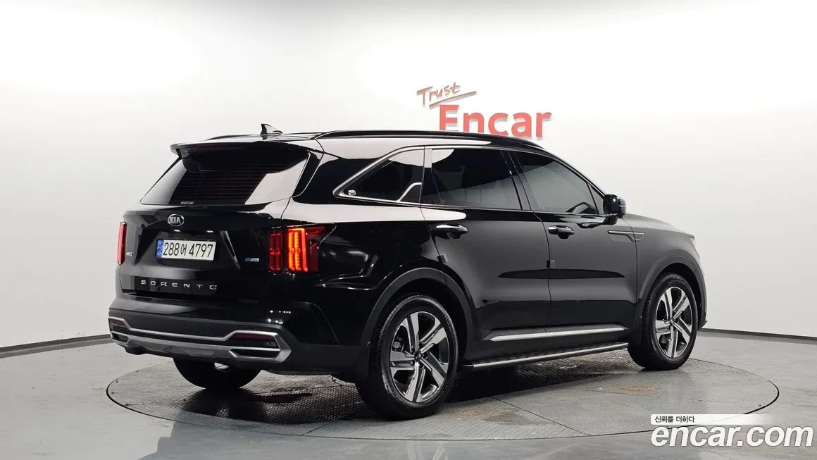 Kia Sorento — фото 6