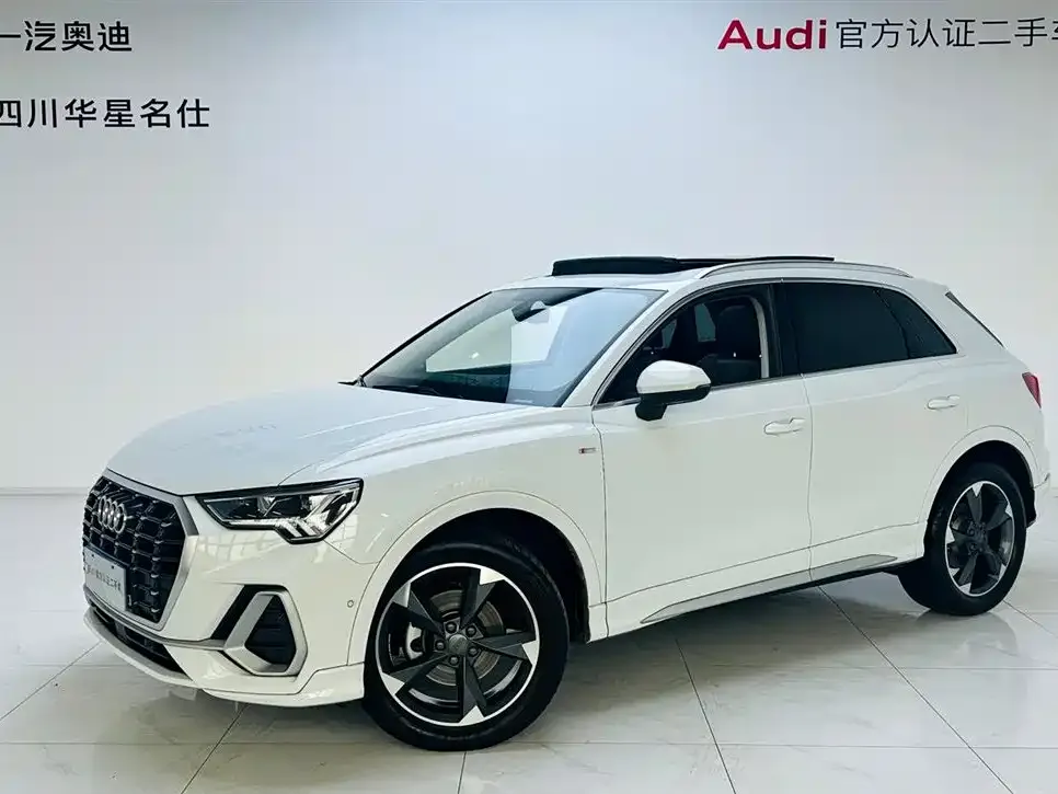 Audi Q3 — фото 1