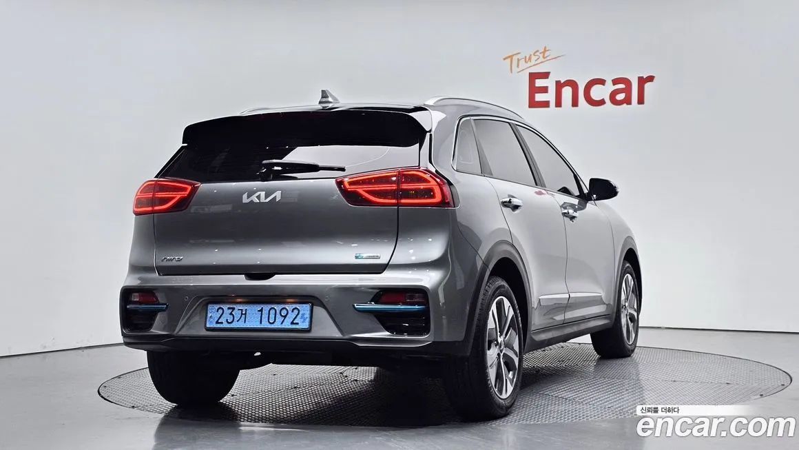 Kia Niro — фото 4