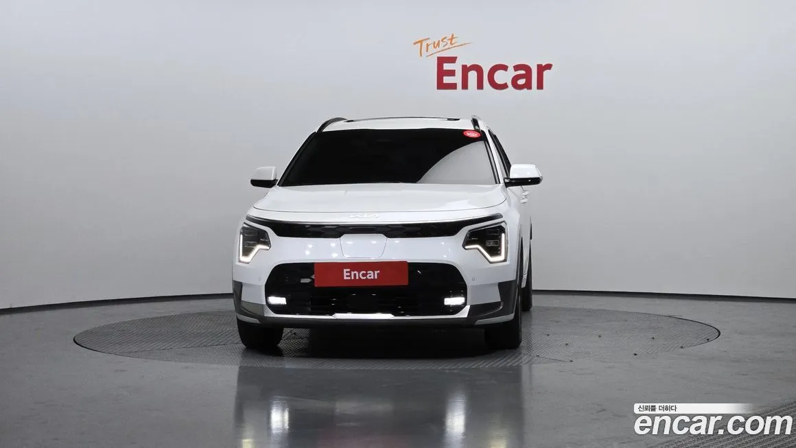 Kia Niro — фото 10