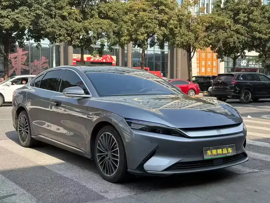 BYD Han — фото 1