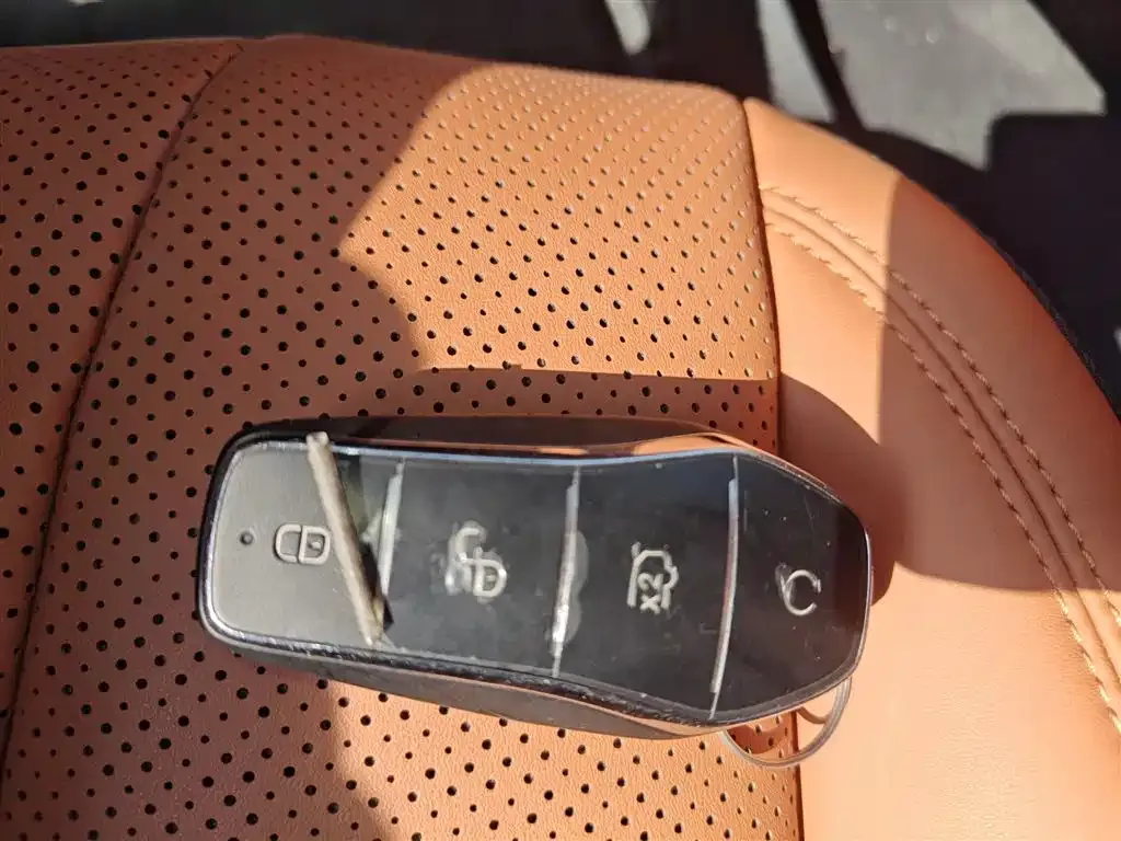 BYD Seal — фото 5