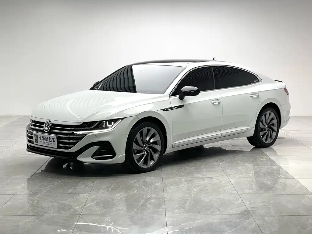 Volkswagen CC — фото 1