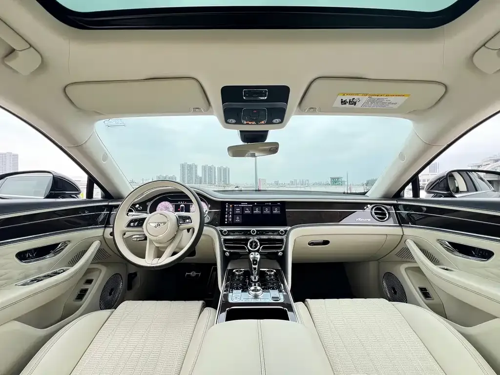 Bentley Flying Spur — фото 5