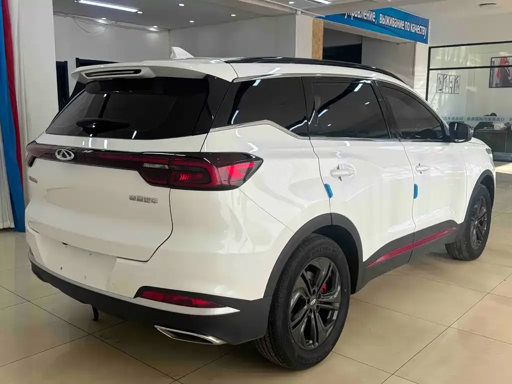 Chery Tiggo 7 — фото 7