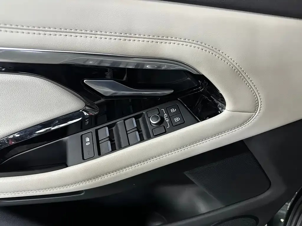 Land Rover Evoque — фото 2