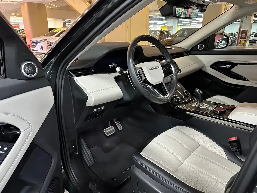 Land Rover Evoque — фото 6