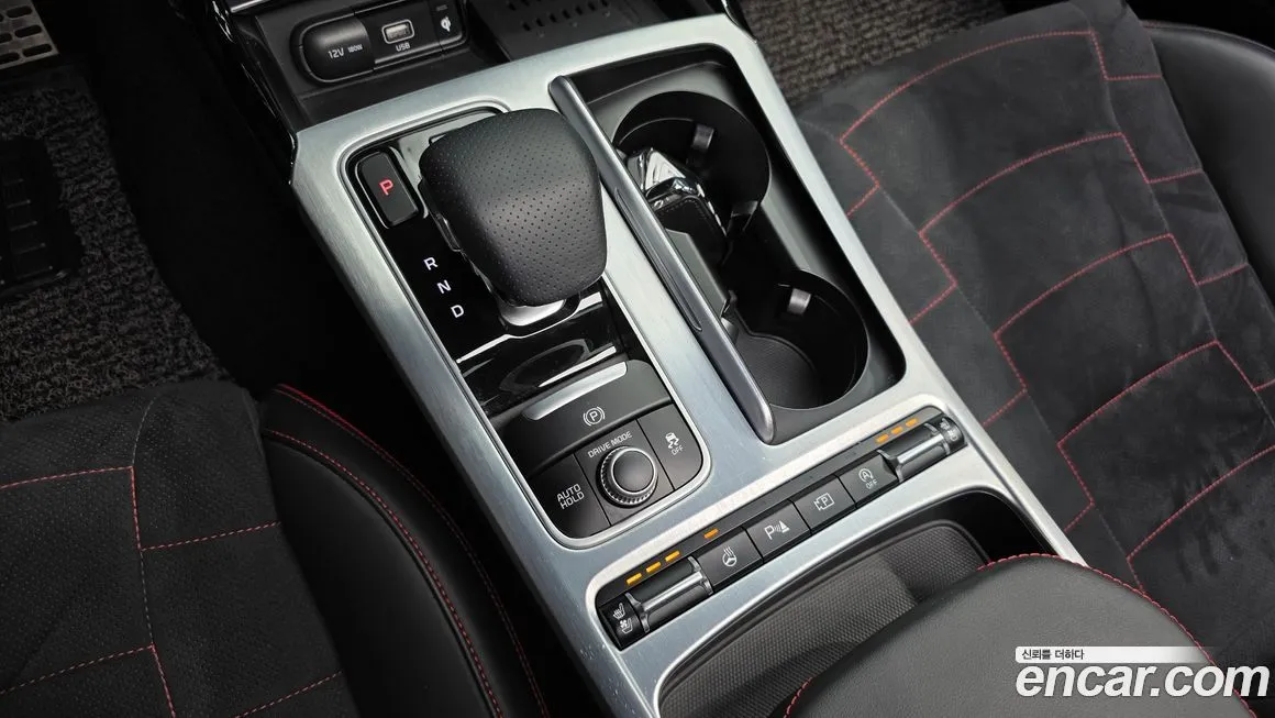 Kia Stinger — фото 10