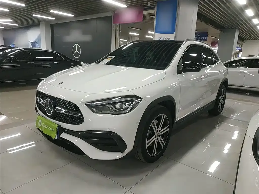 Mercedes-Benz GLA — фото 5