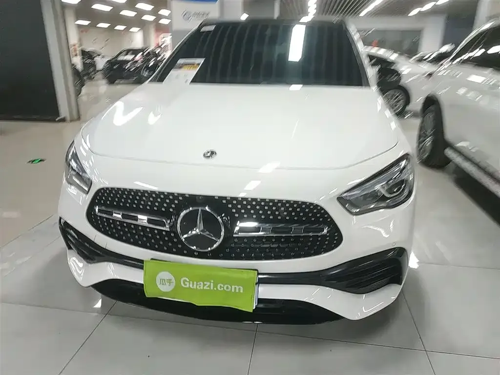 Mercedes-Benz GLA — фото 6