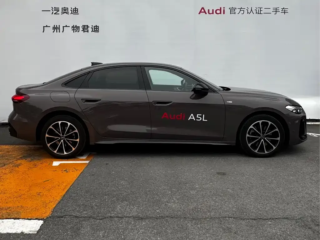 Audi A5L — фото 3