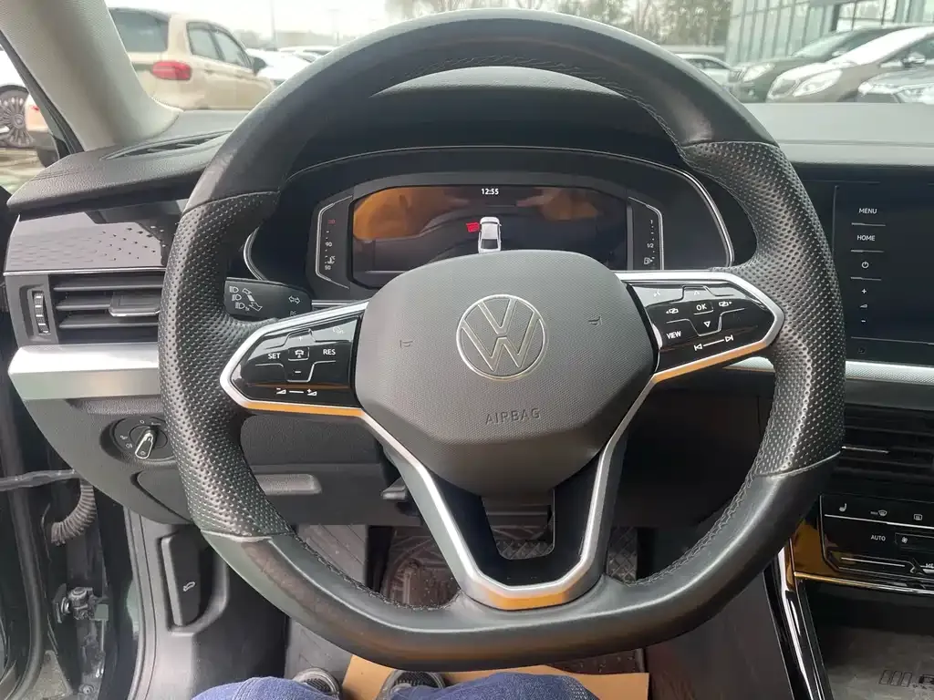 Volkswagen Passat — фото 4