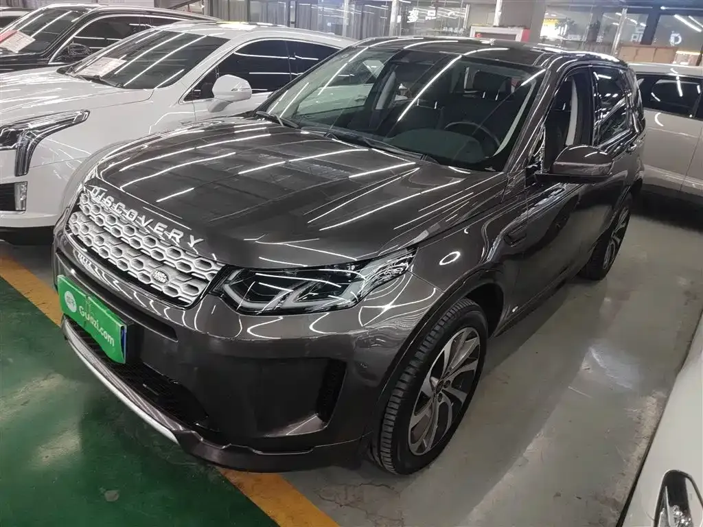 Land Rover Discovery Sport — фото 1