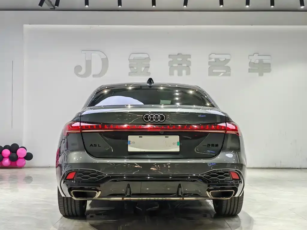 Audi A5L — фото 5