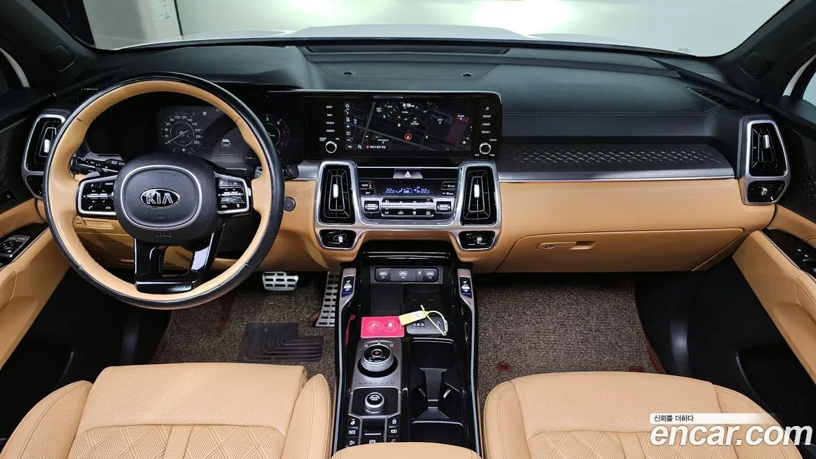 Kia Sorento — фото 9
