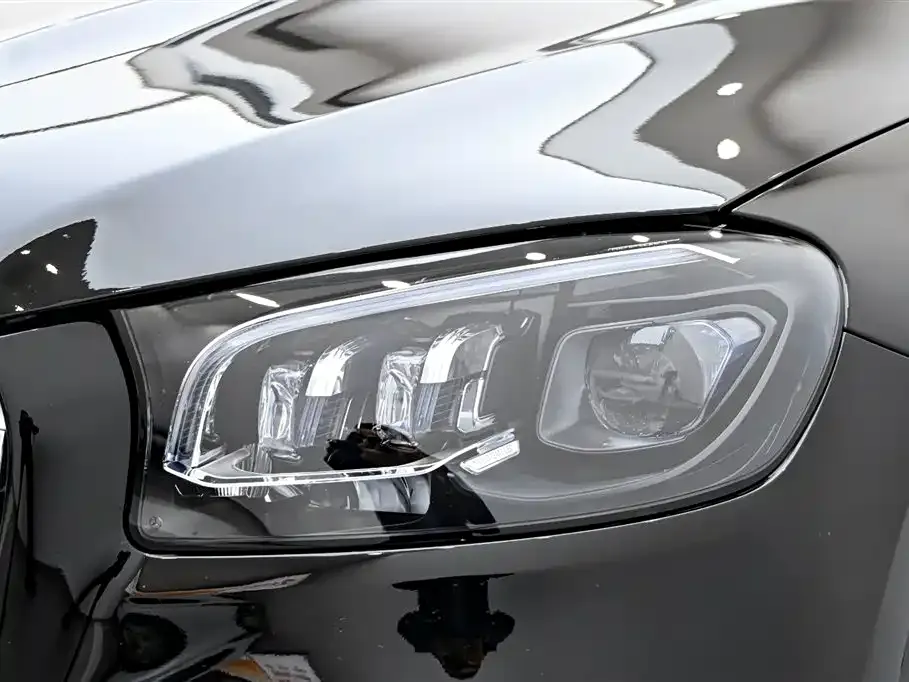 Mercedes-Benz GLS — фото 9