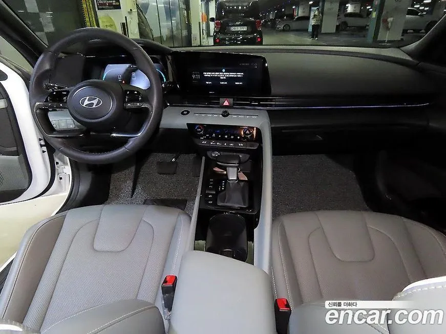 Hyundai AVANTE — фото 3