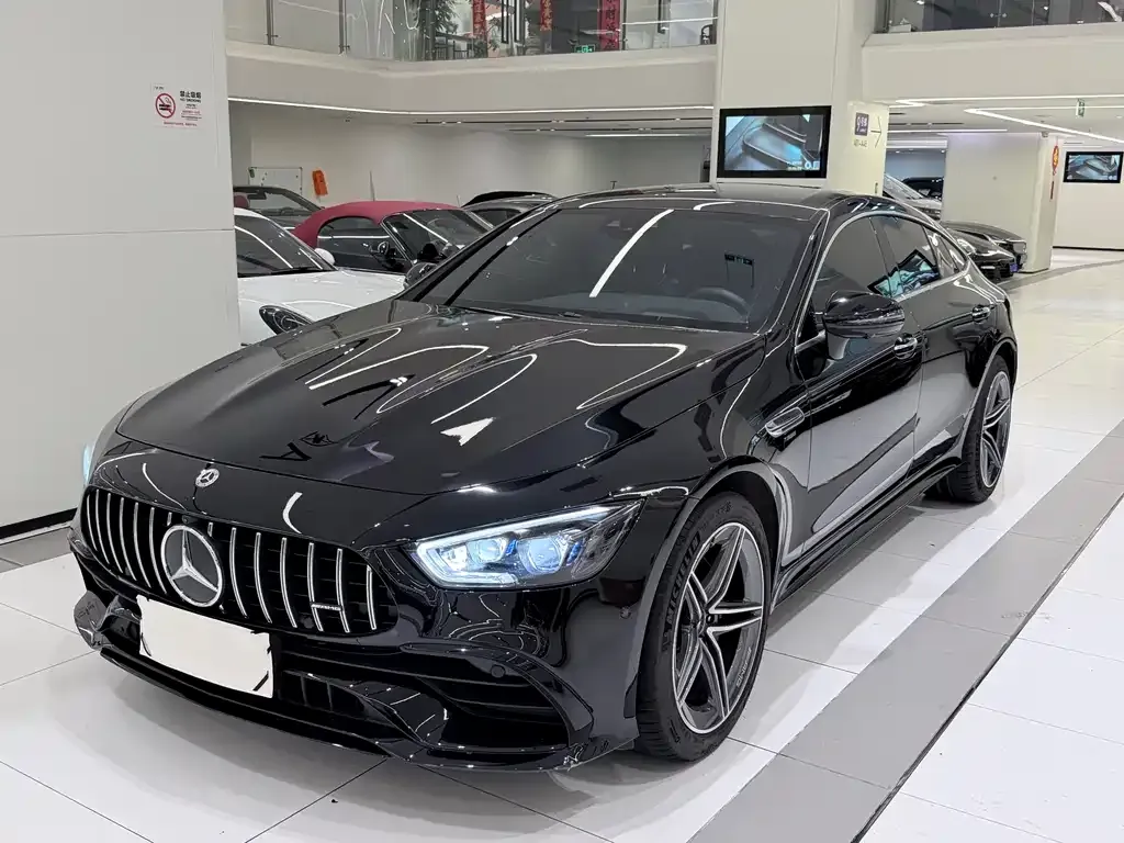 Mercedes-Benz AMG GT — фото 1